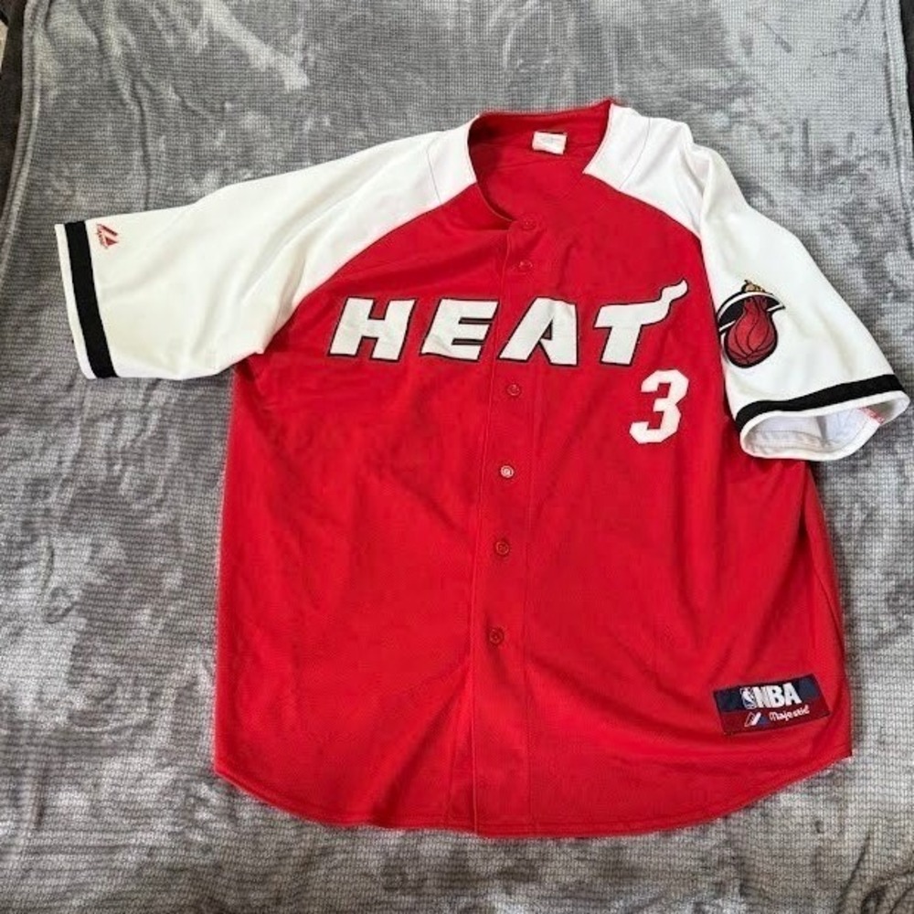 Majestic NBA Miami Heat Dwyane Wade #3 Baseball Jersey Red White Mens XL‎ USA